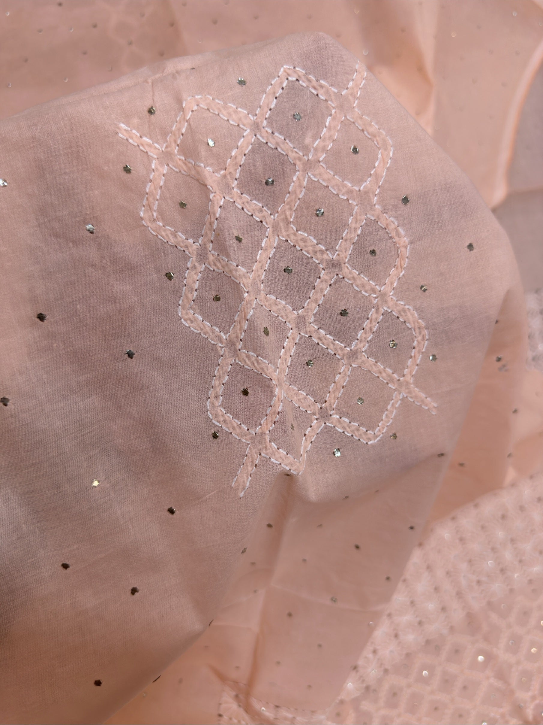 Taarkashi Cutwork & Kamdani - Image 5