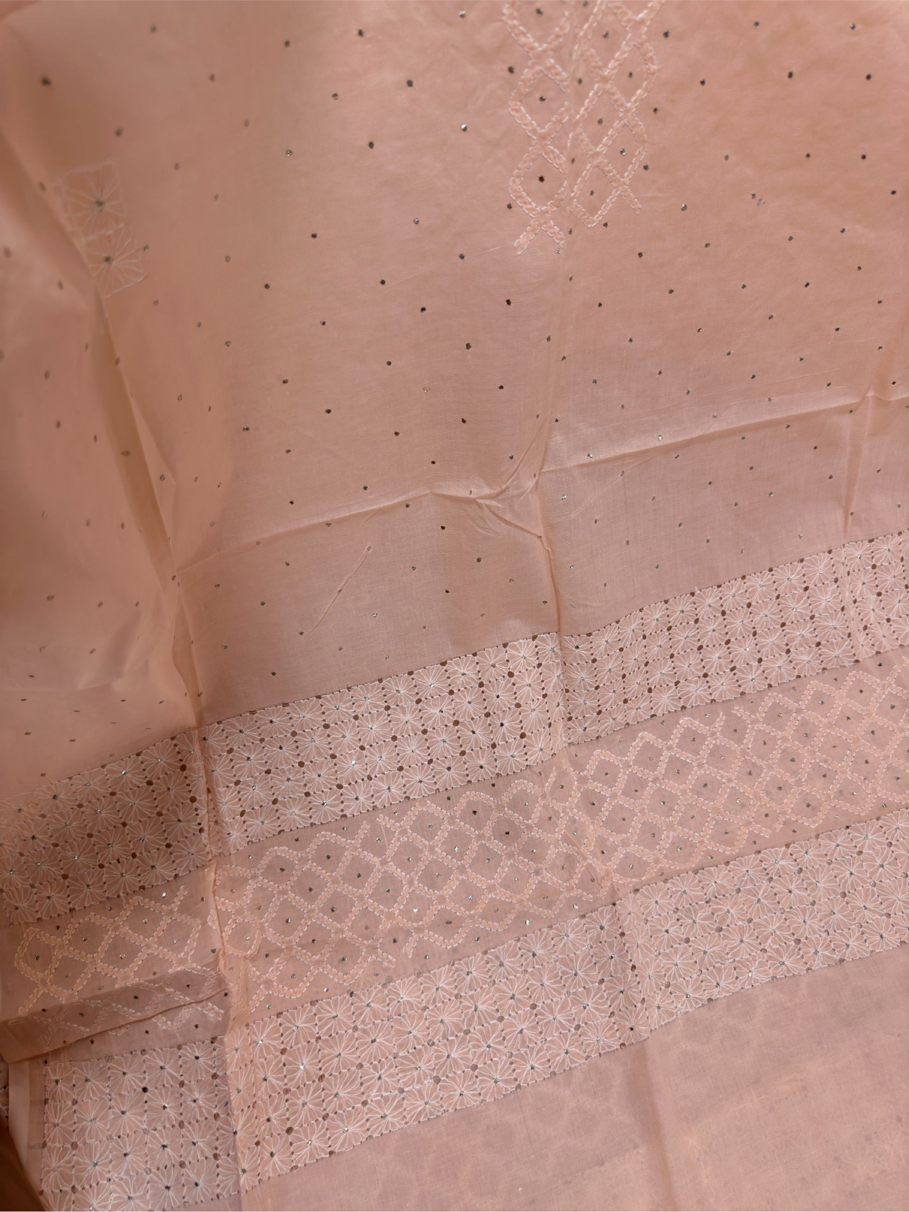 Taarkashi Cutwork & Kamdani - Image 4