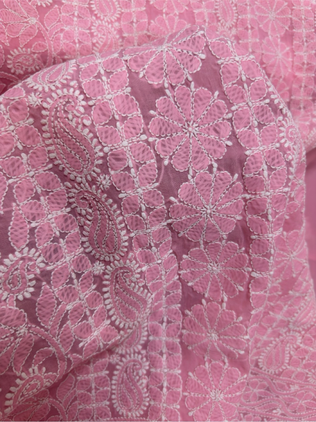 Lucknowi Chikankari Kurta