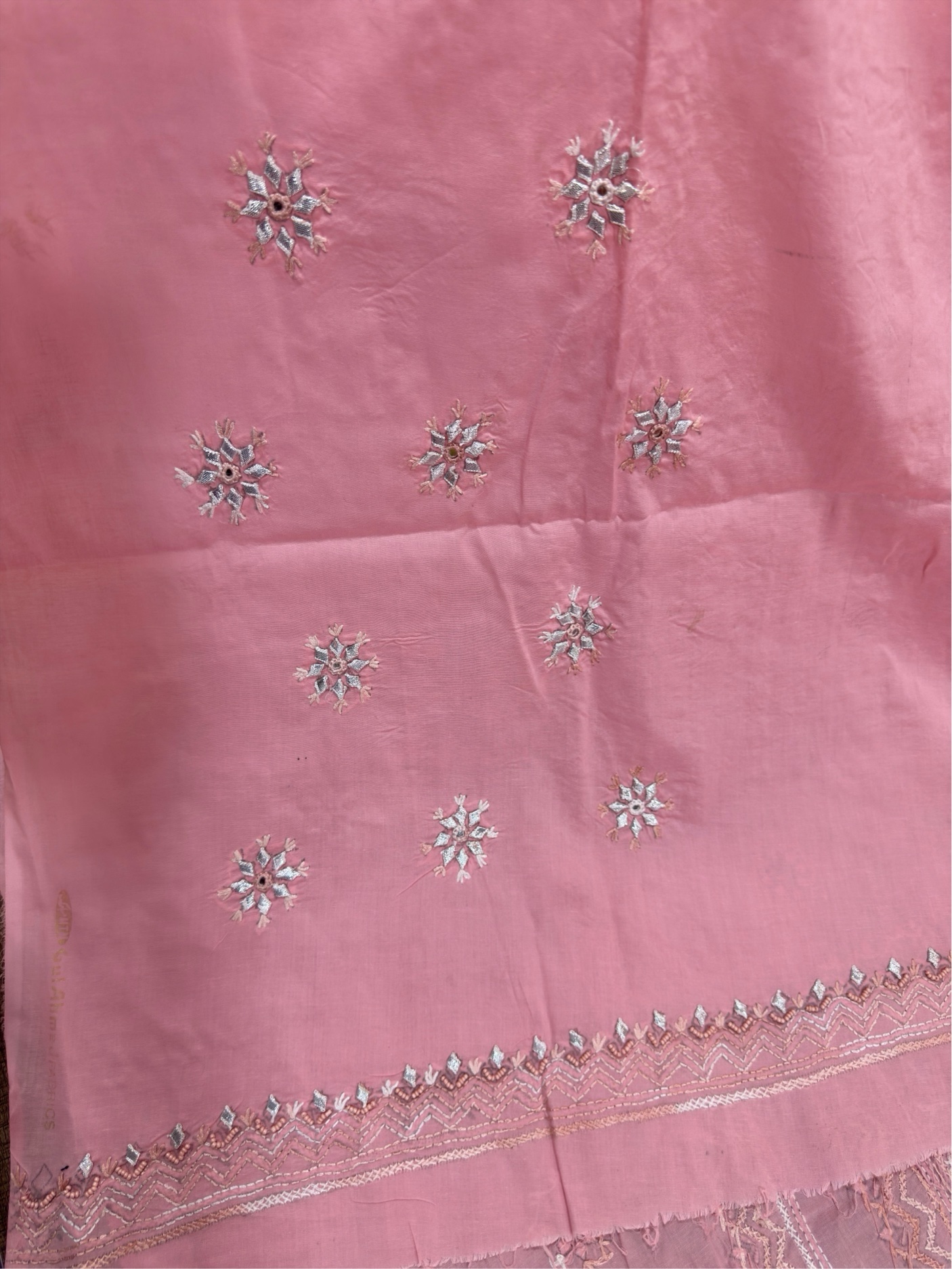 Pearls & Gota Kurta Dupatta - Image 4
