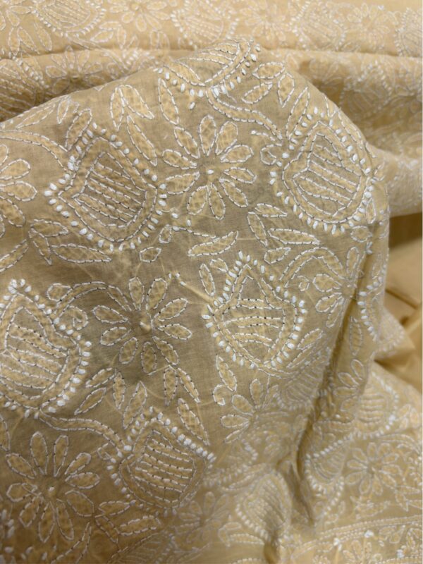 Lucknowi Chikankari Kurta